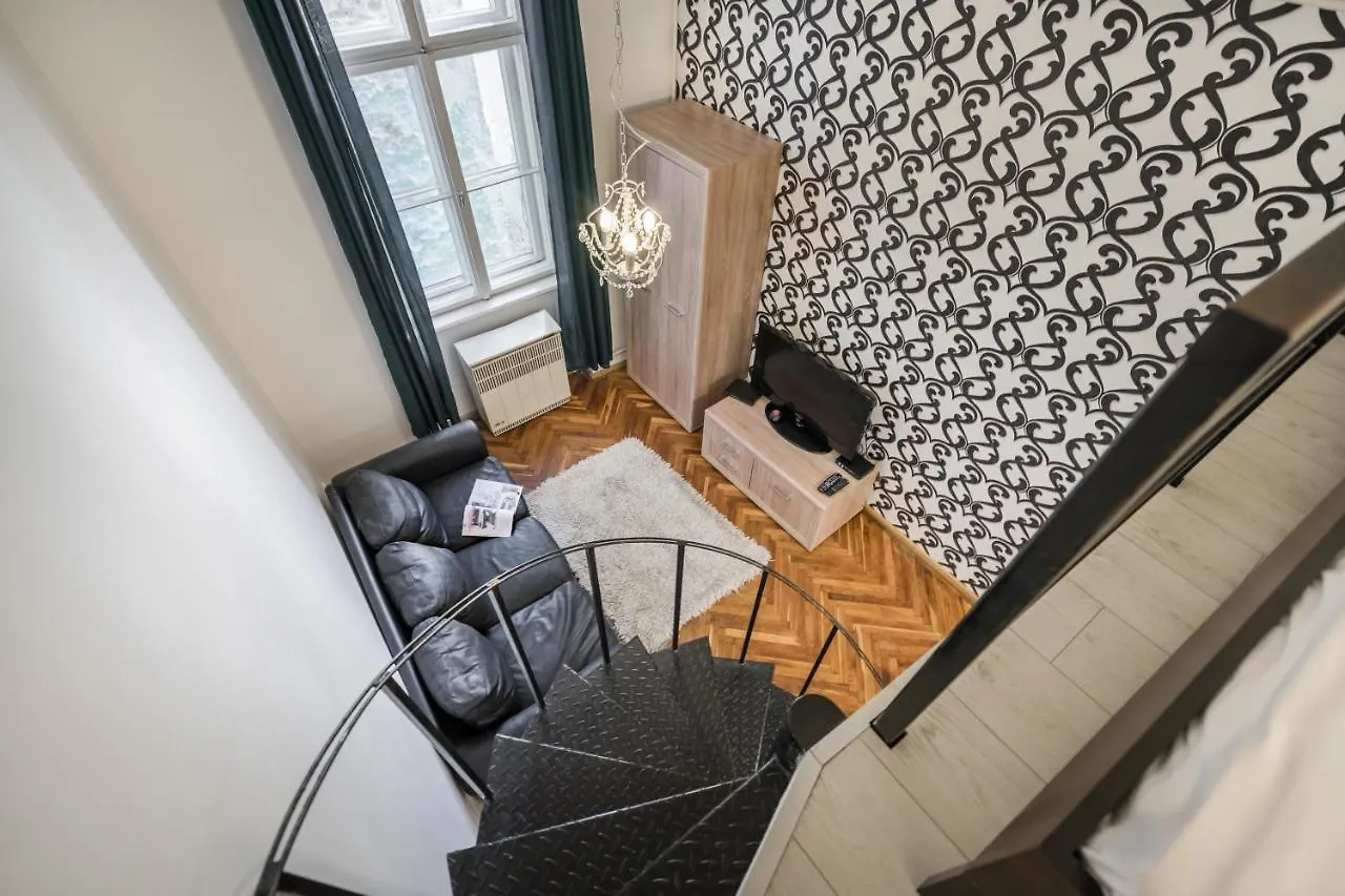 Bpr Robinia Downtown Apartment Budapest