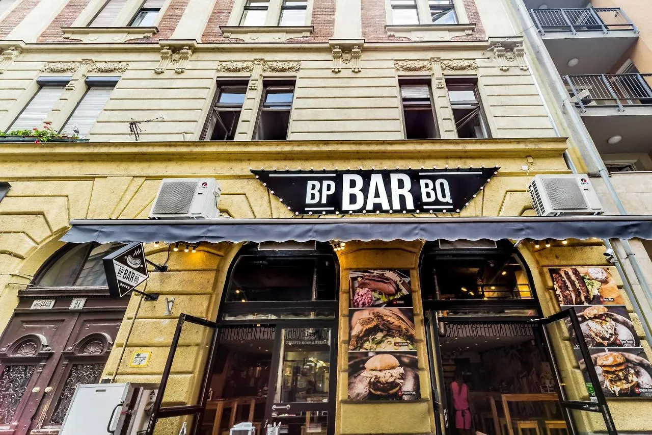 Bpr Robinia Downtown Apartment Budapest