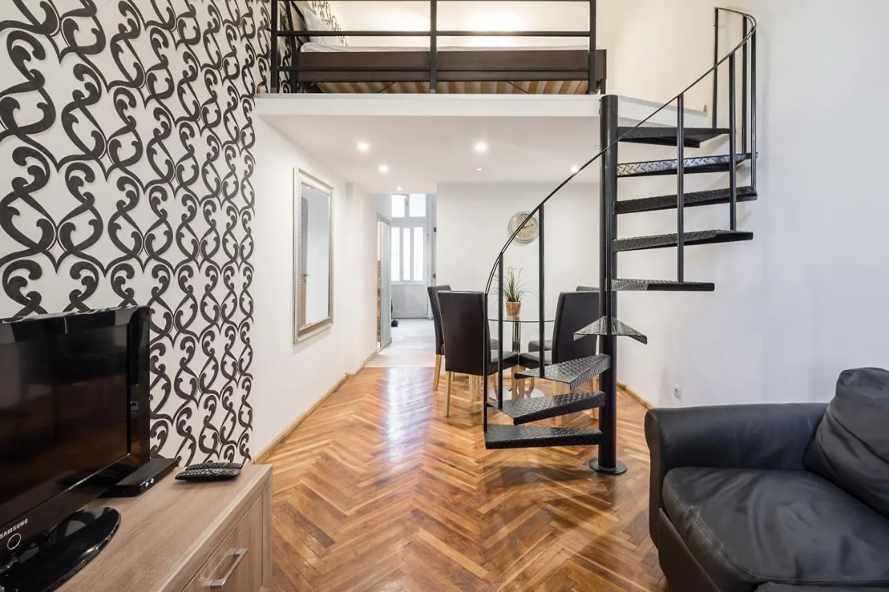 Bpr Robinia Downtown Apartment Budapest